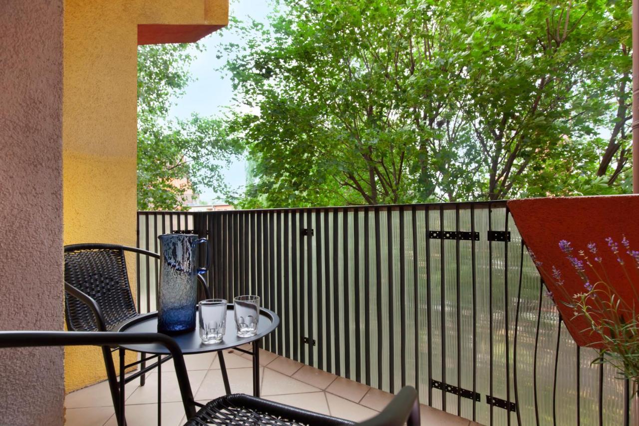 Elite Apartments Center Deluxe กดัญสก์ ภายนอก รูปภาพ